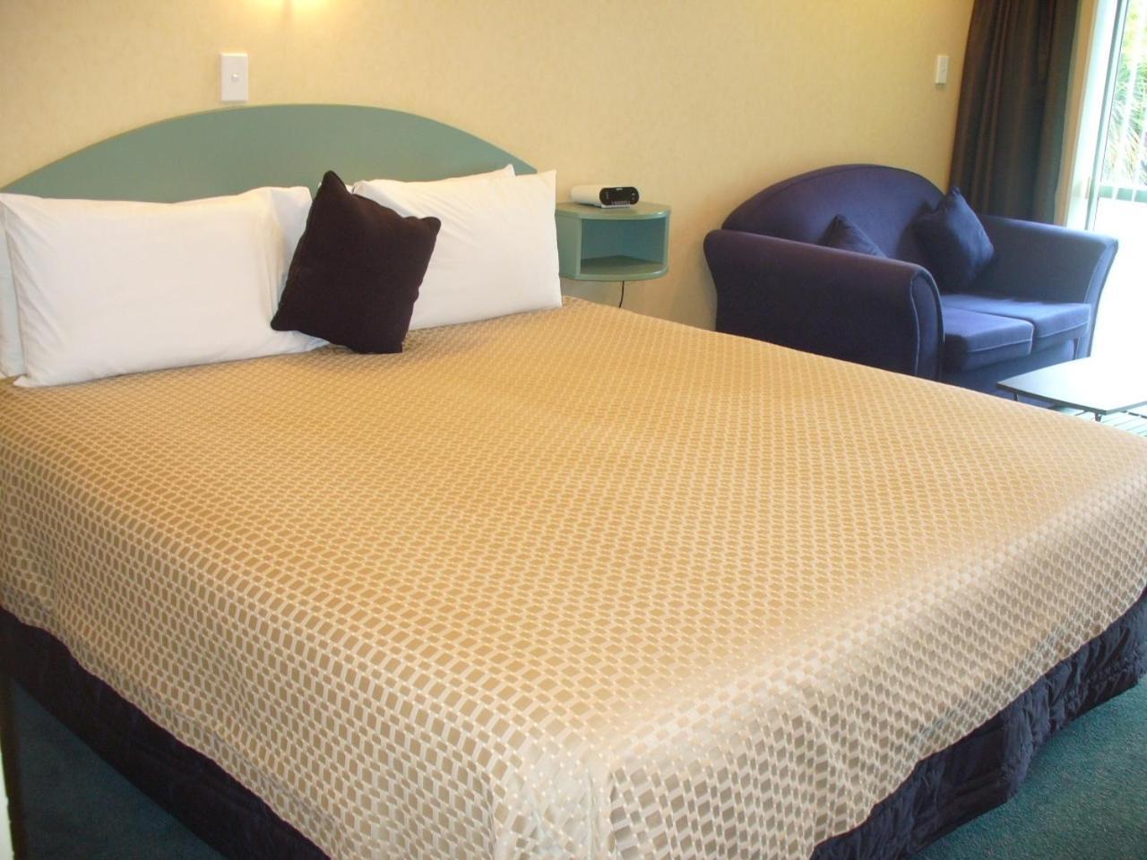 A'La Vista Motel Palmerston North Bagian luar foto