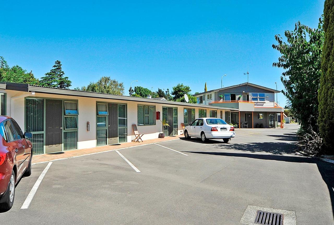 A'La Vista Motel Palmerston North Bagian luar foto